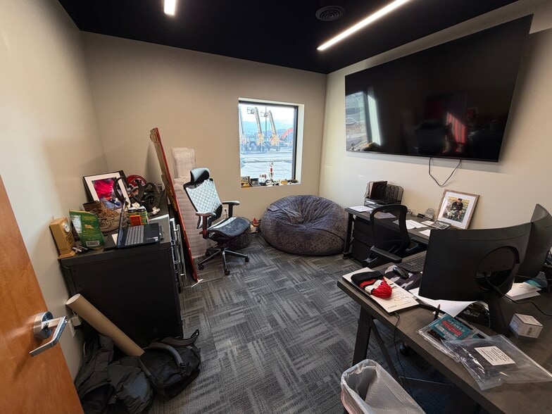 More Photos Of 132 W 13490 S, Draper Service For Sale