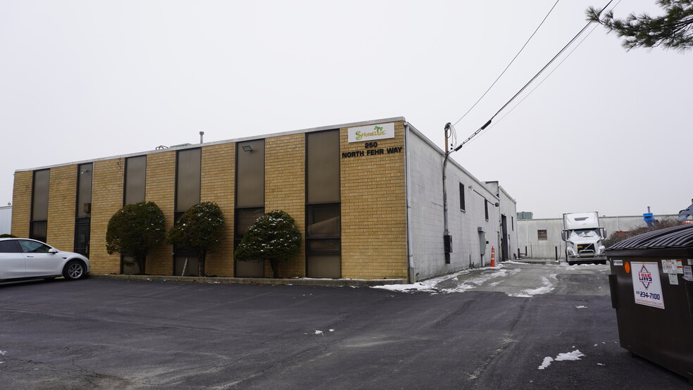 More Photos Of 250 N Fehr Way, Bay Shore Manufacturing For Sale