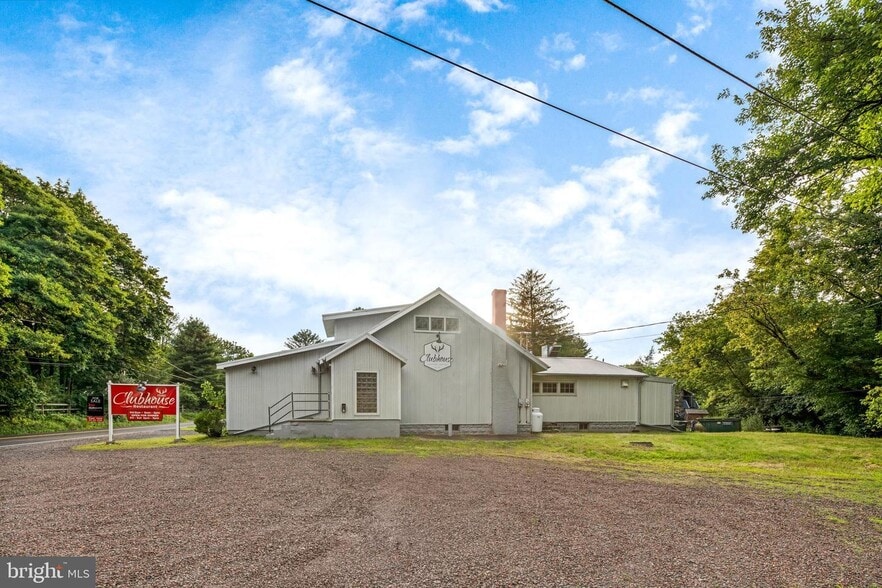 More Photos Of 1821 River Rd, Upper Black Eddy Restaurant For Sale