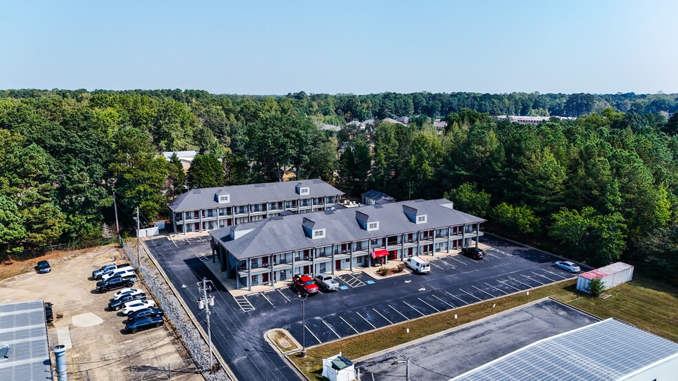 More Photos Of 1100 Highway 78 E, Jasper Hotel For Sale