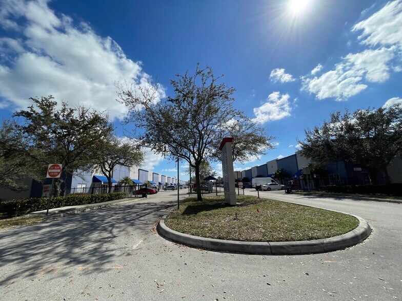 More Photos Of 4960 NW 165th St, Miami Warehouse For Sale