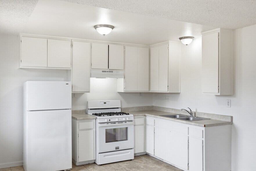 More Photos Of 3018 44th St, San Diego Apartments For Sale