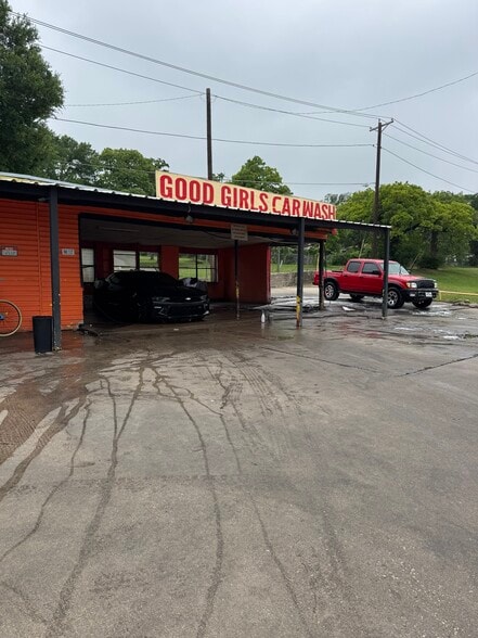 More Photos Of 5524 E Lancaster Ave, Fort Worth Carwash For Sale