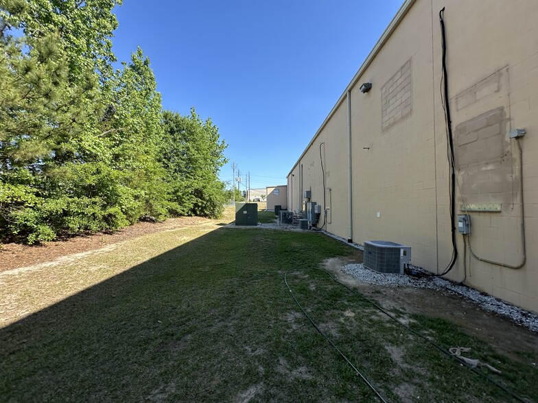 More Photos Of 5003 Wrightsboro Rd, Grovetown Warehouse For Sale