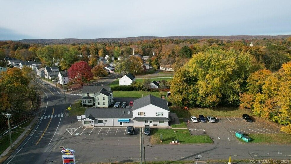 More Photos Of 410 Main St, Southington Storefront Retail Office For Lease