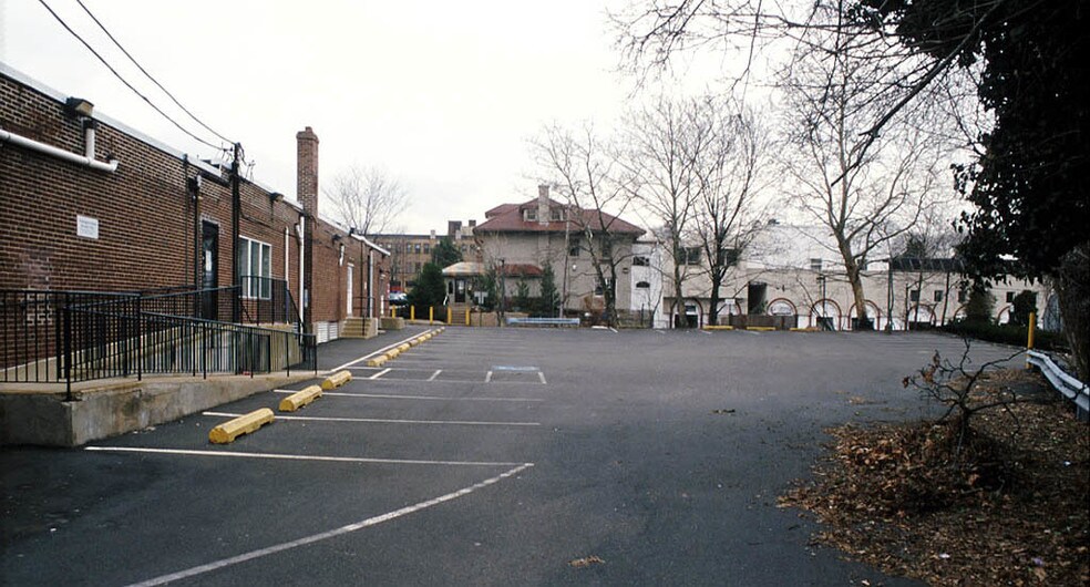 More Photos Of 509-515 Old York Rd, Jenkintown Storefront Retail Office For Lease