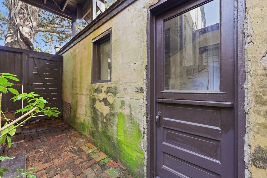 More Photos Of 50 Charlotte St, Saint Augustine Storefront Retail Office For Sale