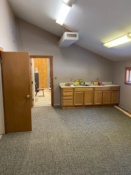 More Photos Of 65 W Main St, Bradford Warehouse For Sale