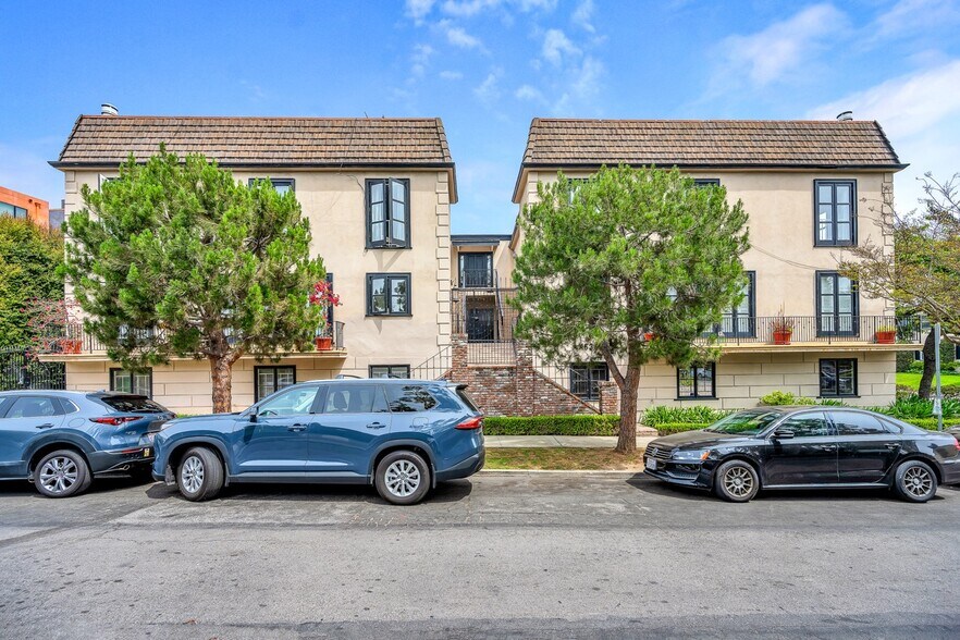 More Photos Of 1630 Hilts Ave, Los Angeles Apartments For Sale