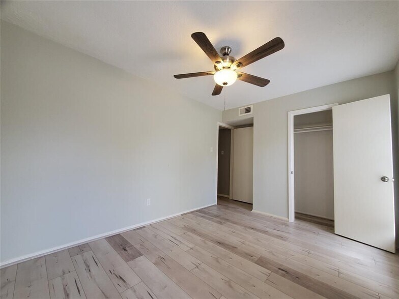 More Photos Of 19311-19315 Lazy Valley Dr, Katy Apartments For Sale