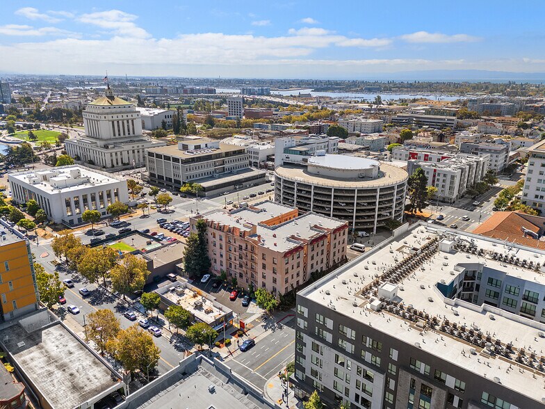 More Photos Of 184 13th St, Oakland Apartments For Sale