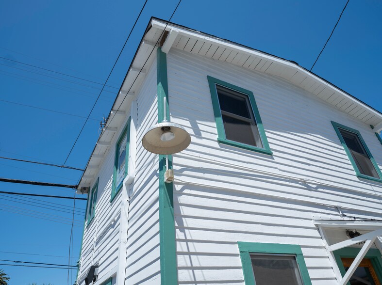 More Photos Of 1413 Abbot Kinney Blvd, Venice Office Residential For Lease