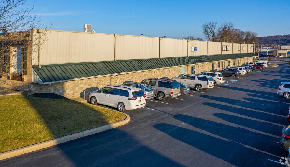 More Photos Of 330 N Reading Rd, Ephrata Unknown For Lease