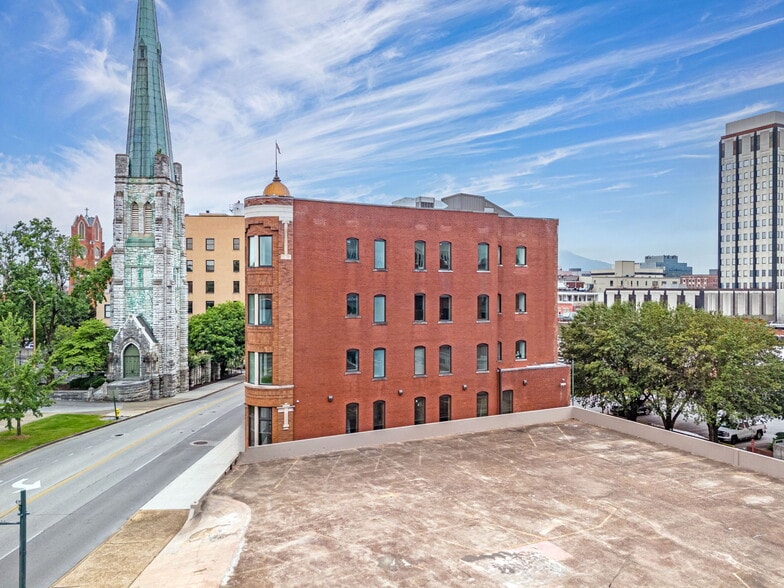More Photos Of 707 Georgia Ave, Chattanooga Flex For Sale