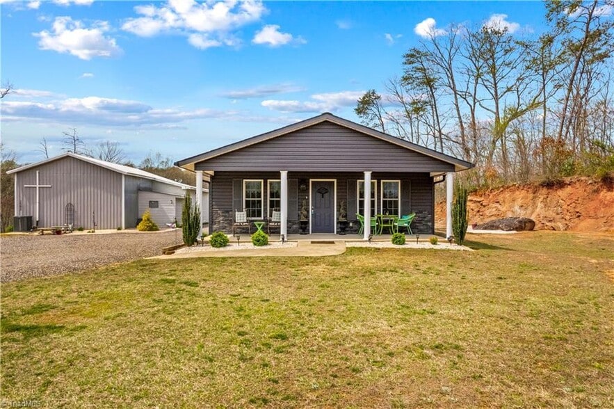 More Photos Of 1595 Cheatham Ford Rd, Hiddenite Religious Facility For Sale