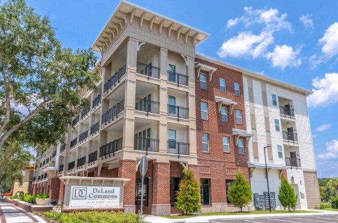 More Photos Of 129 E Voorhis, Deland Apartments For Lease