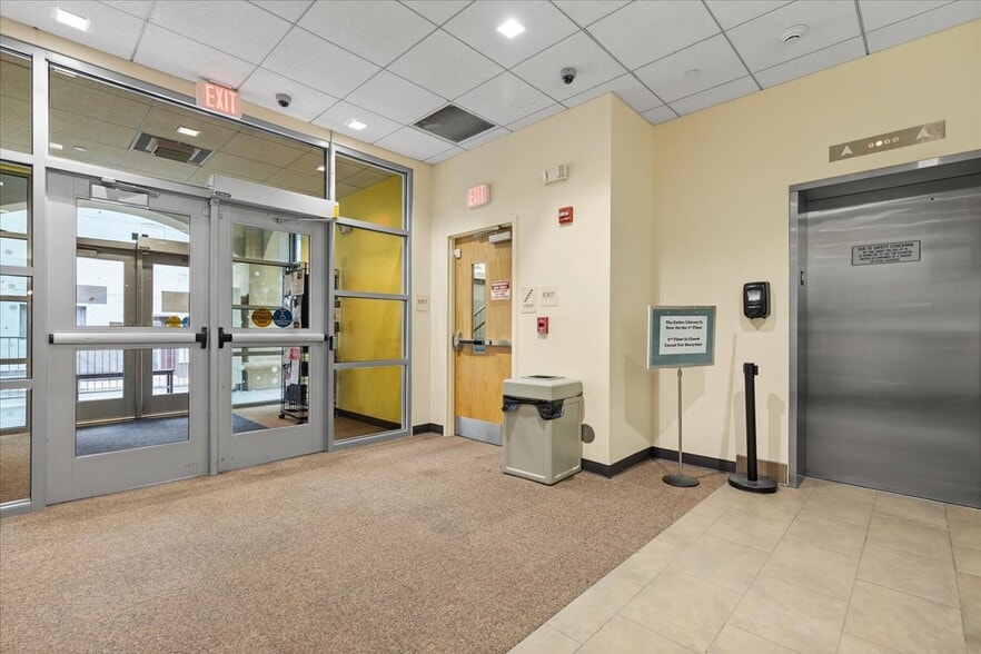 More Photos Of 35 N Jefferson Ave, Canonsburg Coworking Space