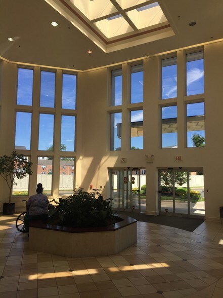 More Photos Of 774 Christiana Rd, Newark Healthcare For Sale