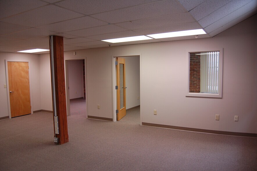 More Photos Of 53-63 Wingate St, Haverhill Office For Lease