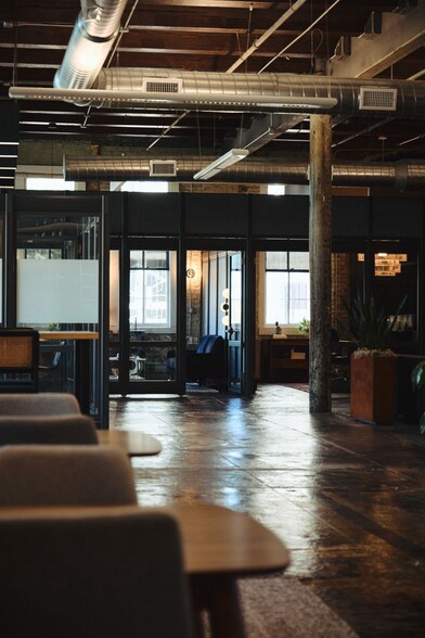 More Photos Of 101 Crawford St, Houston Loft Creative Space For Lease