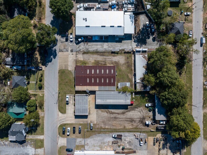 More Photos Of 3103 5th Ave, Columbus Light Distribution For Lease