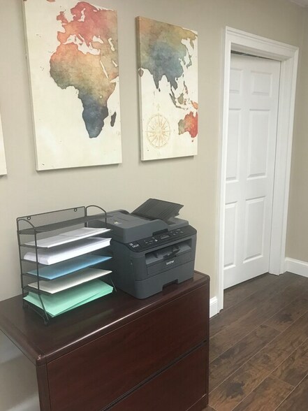 More Photos Of 3547 Habersham At Northlake, Tucker Office For Lease