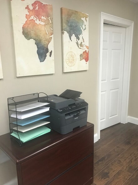 More Photos Of 3547 Habersham At Northlake, Tucker Medical For Lease