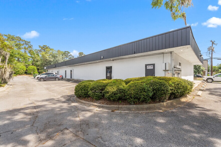 More Photos Of 6409 Abercorn St, Savannah Office For Lease