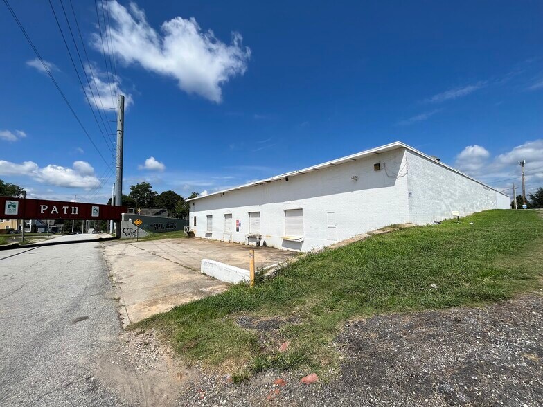 More Photos Of 517 Jones Ave NW, Atlanta Freestanding For Lease