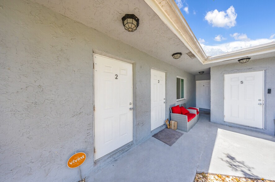 More Photos Of 1109 NW 6th Ave, Pompano Beach Apartments For Sale