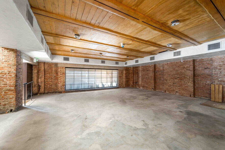 More Photos Of 1129-1139 Glendon Ave, Los Angeles Restaurant For Lease