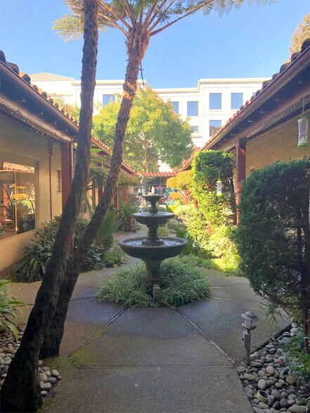 More Photos Of 655 Castro St, Mountain View Office For Lease