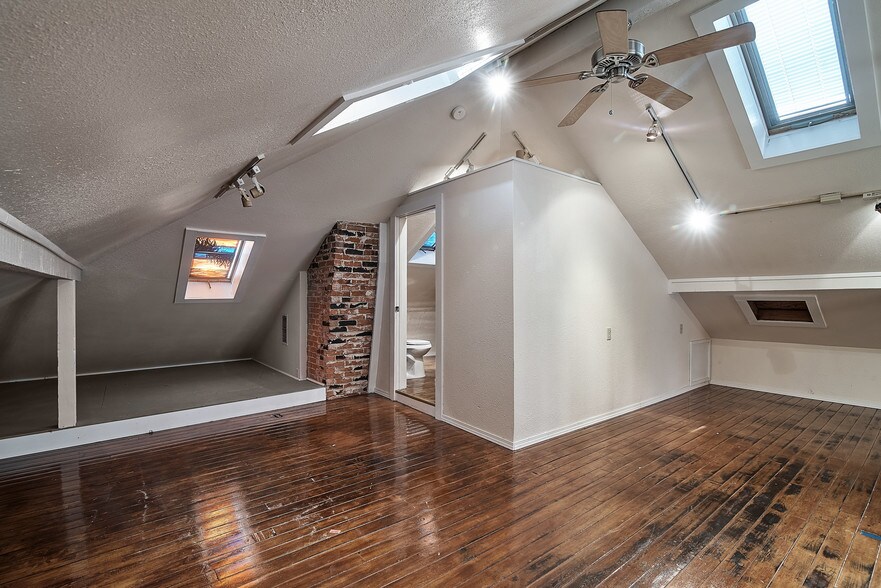 More Photos Of 1008 S Rock St, Georgetown Office Residential For Sale