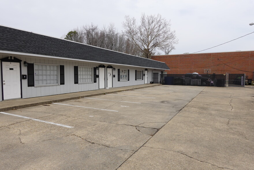 More Photos Of 1806 Hayward Ave, Chesapeake Loft Creative Space For Lease