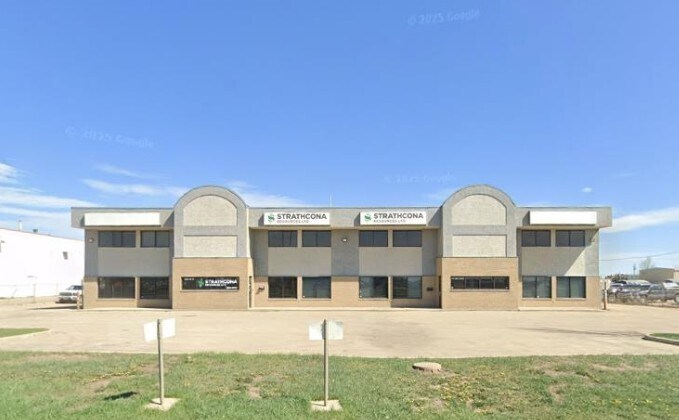 Primary Photo Of 9601 116 St, Grande Prairie Industrial For Lease
