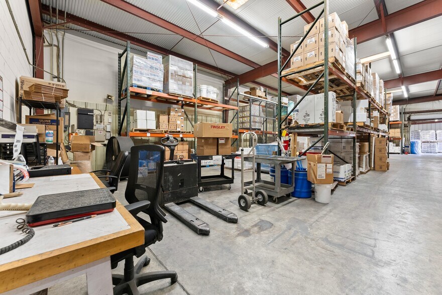More Photos Of 636 Industrial Blvd, Gainesville Warehouse For Sale