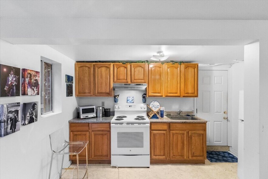 More Photos Of 2835 Anza St, San Francisco Apartments For Sale