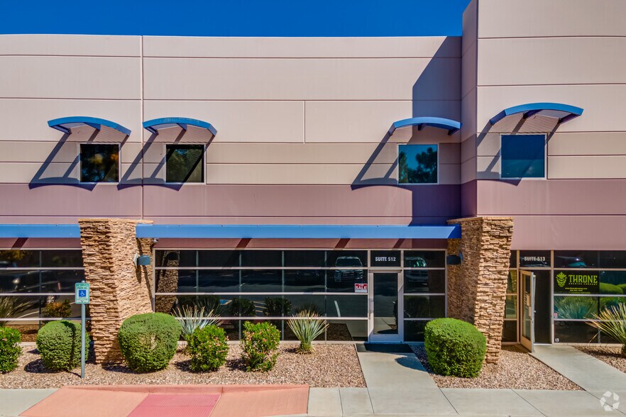 More Photos Of 9299 W Olive Ave, Peoria Warehouse For Lease