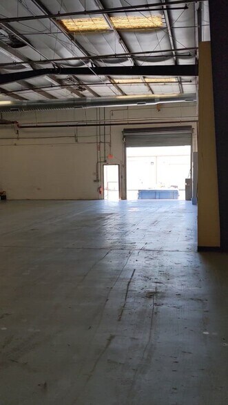 Primary Photo Of 5905 Johns Rd, Tampa Warehouse For Sale