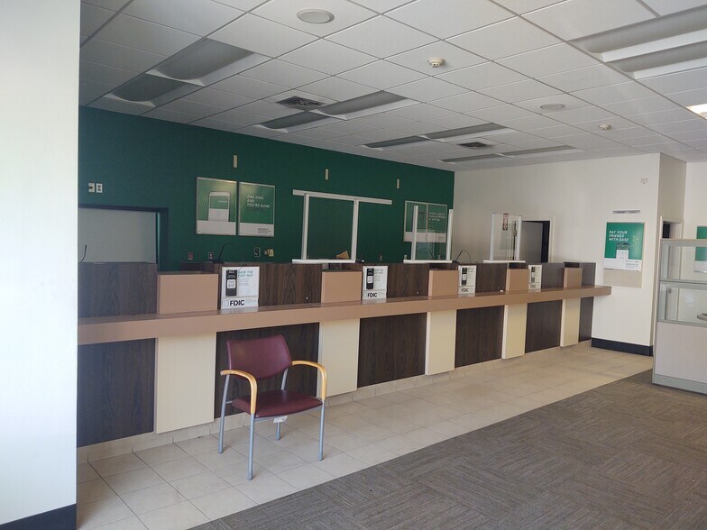 More Photos Of 43-47 Nason St, Maynard Bank For Lease