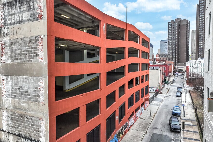 More Photos Of 229 W Saratoga St, Baltimore Parking Garage For Sale