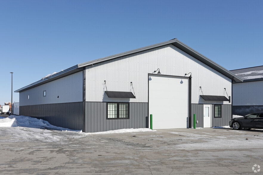 Primary Photo Of 3320 39th St S, Fargo Warehouse For Sale