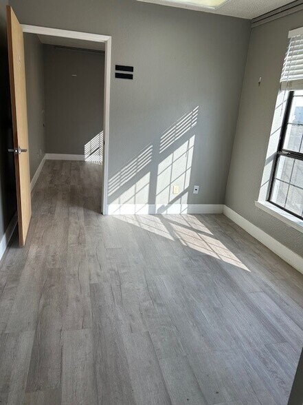 More Photos Of 140 Empire Ave, Modesto Warehouse For Lease