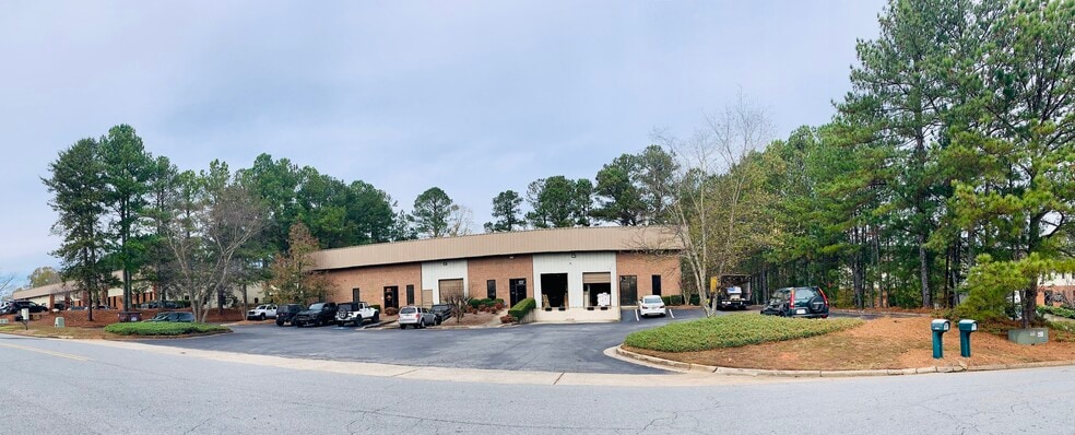 Primary Photo Of 3025 Trotters Pky, Alpharetta Warehouse For Lease