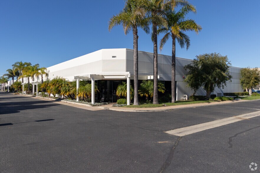 Primary Photo Of 2221 E Celsius Ave, Oxnard Manufacturing For Lease