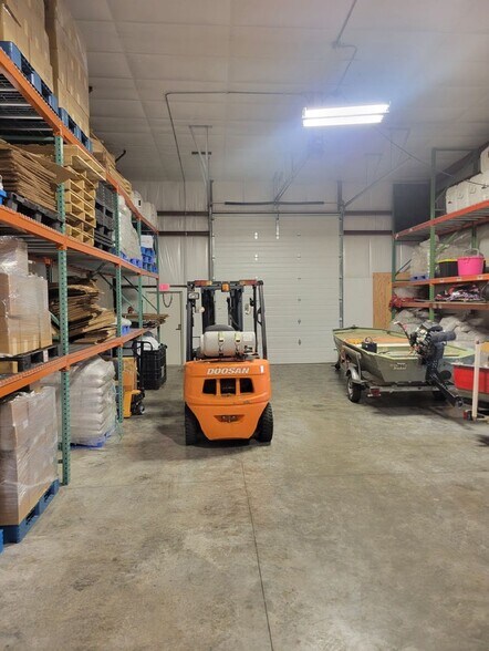 More Photos Of 11014 Blackhawk Dr, Blue Mounds Warehouse For Sale