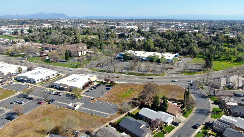 More Photos Of 390 Hartnell Ave, Redding Office For Lease