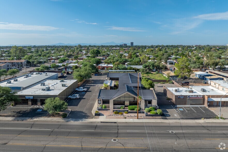 More Photos Of 5232 E Pima St, Tucson Office For Sale
