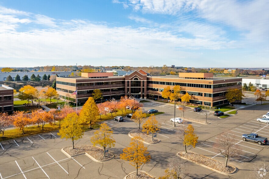 More Photos Of 1270 Northland Dr, Mendota Heights Medical For Lease