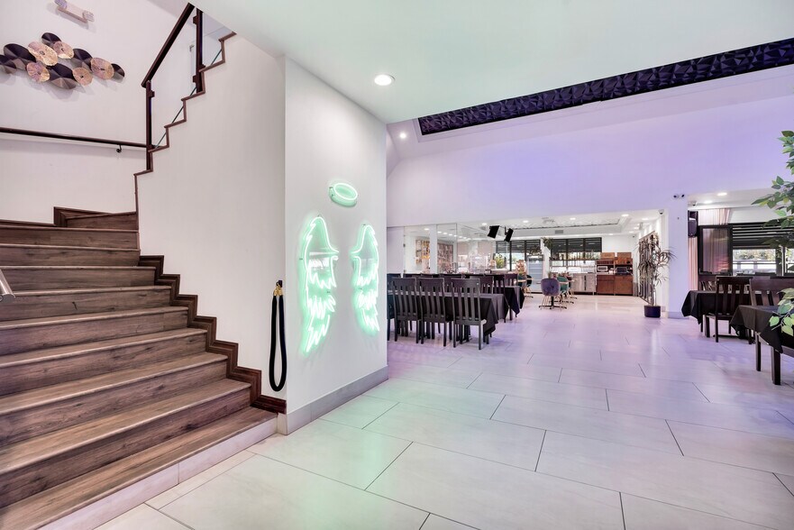 More Photos Of 345 W Foothill Blvd, Upland Restaurant For Sale